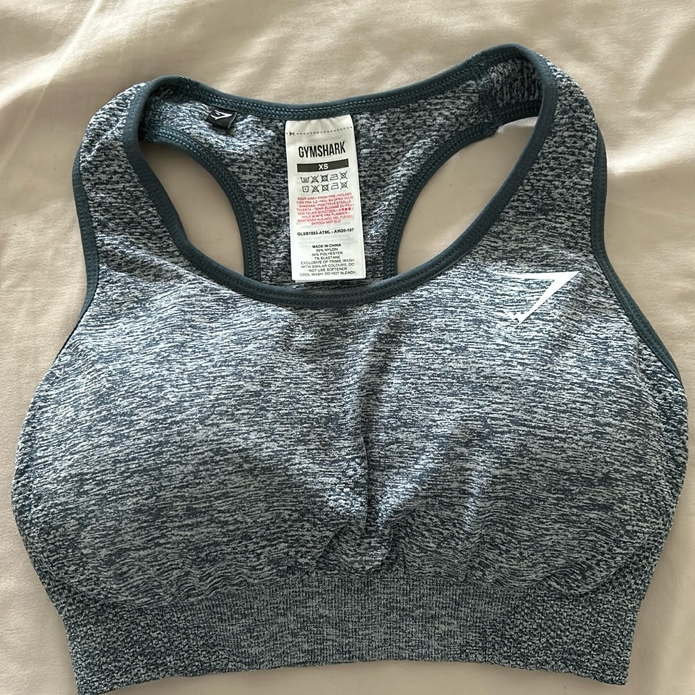 GYMSHARK - sports bra